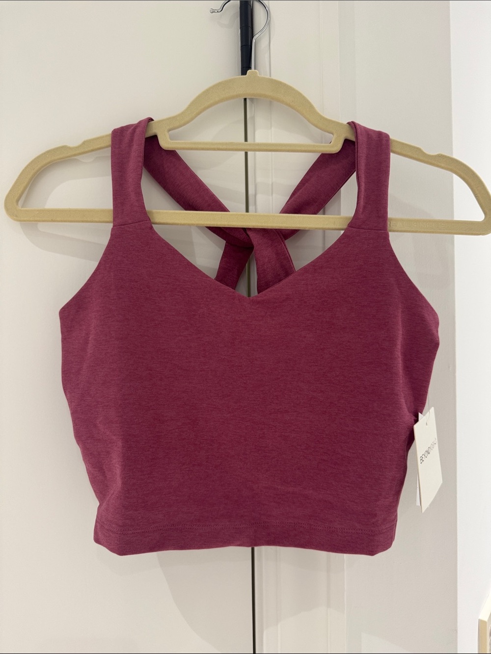 Beyond Yoga Cross-Back Crop top with built in bra - smooth mauve heather